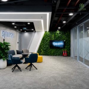 Mẫu vách tường cây giả decor sảnh văn phòng Synopsys tại Hà Nội
